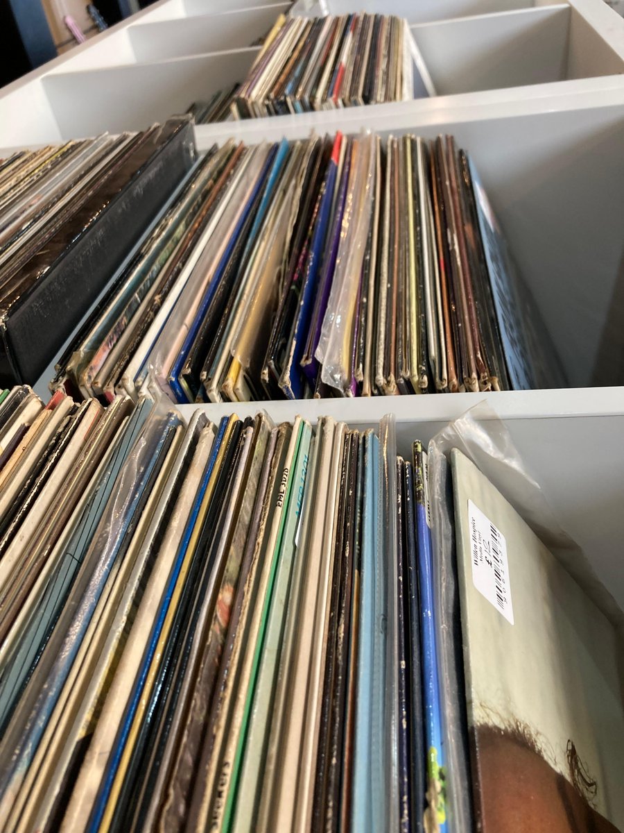 willenhospice's tweet photo. We're delighted to be bringing our love of music to you to the @MadeAndVintage spring fair next month!Our amazing Off The Record team and some specially selected collectable records, will be joining in at #MiddletonHall @centremk on the 4th and 5th of March. #willenhospice https://t.co/3bKgUfIq9P