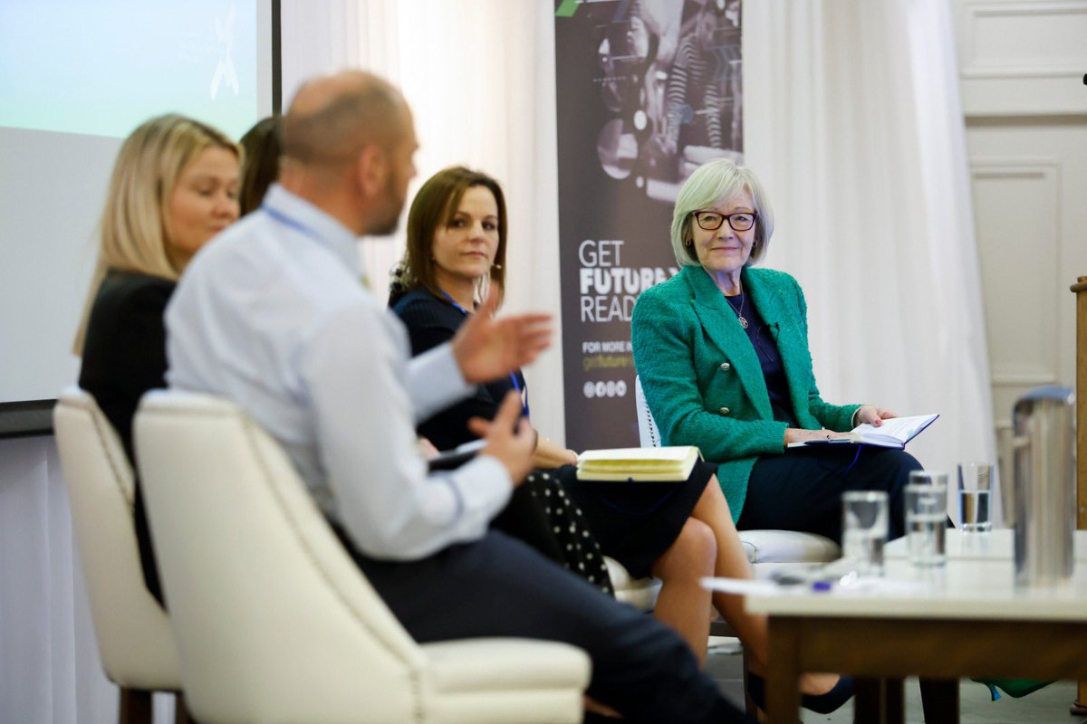 abcb_council's tweet photo. Facilitated by event host @wendytalksbizz, our panel discussion members @marymeehanNI #HarryHamilton #TracyRice & #KimMcAllister explore #talent attraction & retention. #getfuturereadyabc #employability #skills https://t.co/kmKZLHJAjH