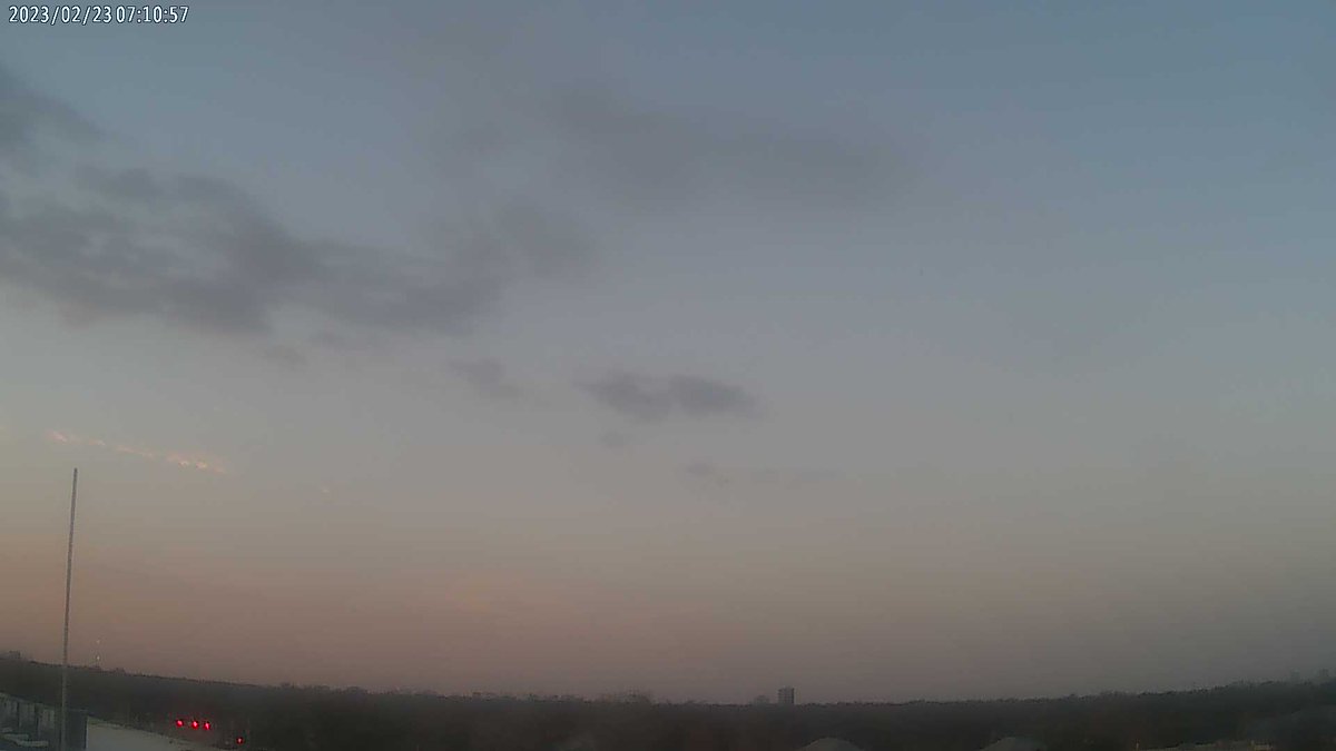 UTDallasWeather's tweet photo. University of Texas at Dallas at sunrise and it's 47.2 F. #dfwwx #CometReady https://t.co/K4gXuomiev