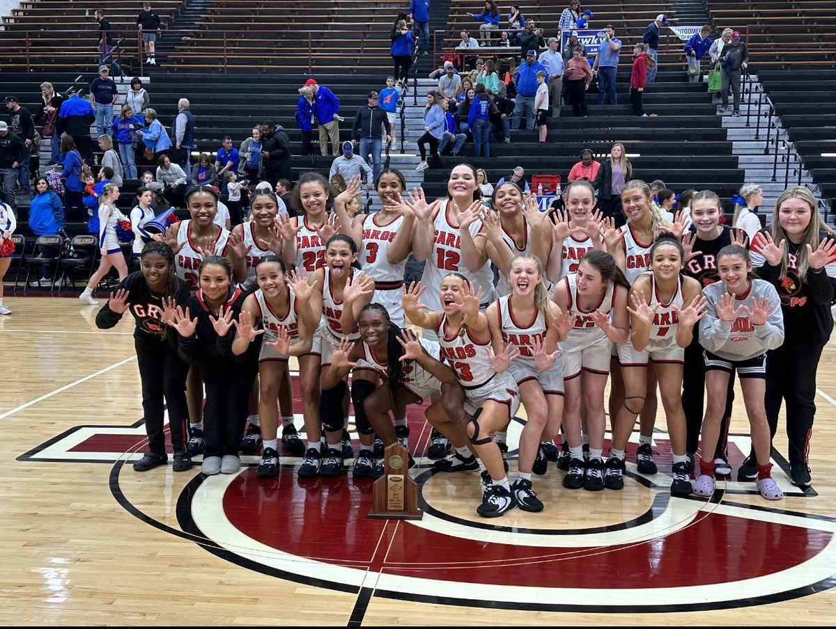 CoachChestnut16's tweet photo. 1 net down, 2 more to go! @KyleighChestnut @anaya_chestnut
#GRCHoops #Road2Rupp https://t.co/8KYlJzmecC