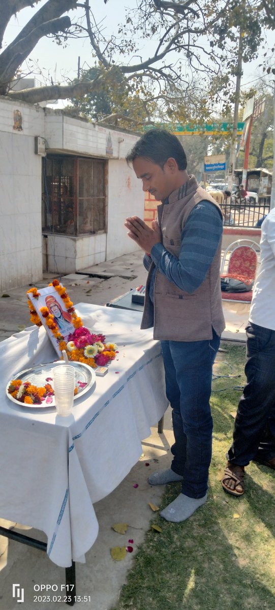RAMKISH36346014's tweet photo. संत गाडगे बाबा महाराज की जन्म जयंती पर श्रृद्धा सुमन अर्पित करते हुए। https://t.co/fDJjkNFE6Z