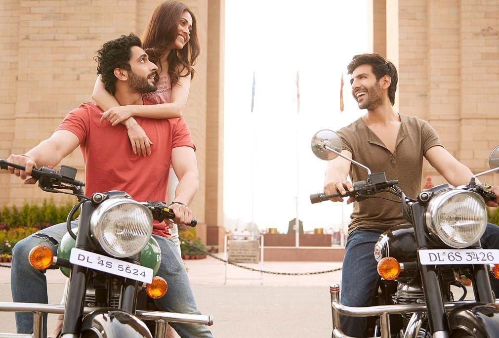 Can you say #SonuKeTituKiSweety 5 times? Well the film  completed 5 years today. #KartikAaryan #SunnySingh #nushrrattbharuccha 
<a href="/TheAaryanKartik/">Kartik Aaryan</a> <a href="/Nushrratt/">Nushrratt Bharuccha</a> <a href="/mesunnysingh/">Sunny Singh</a>