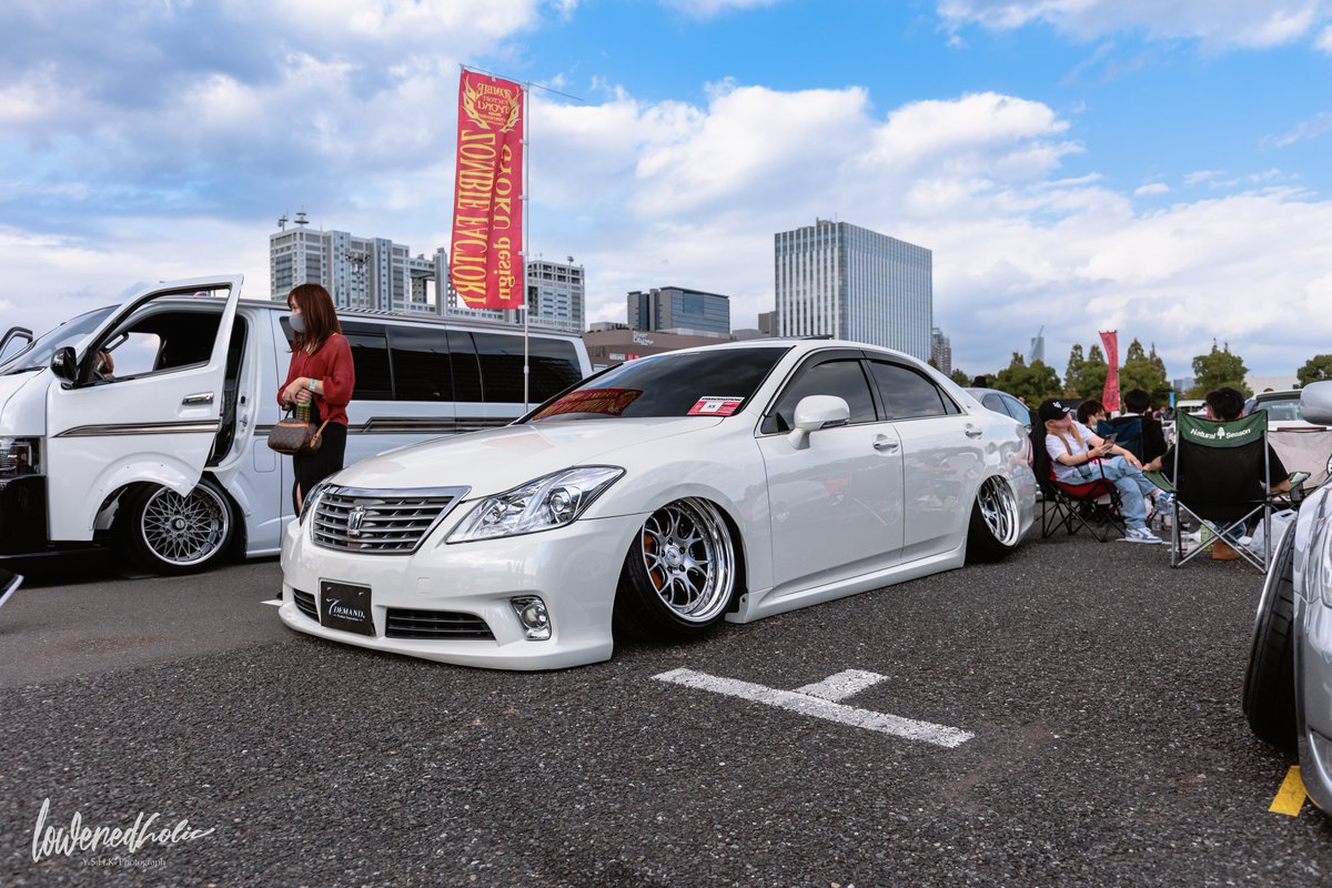 20crown5000's tweet photo. #過去一低い時の写真を載せろ2023
1枚目、車高調
2枚目、エアサス
え？？？？？😯 https://t.co/Uu21w7te3B