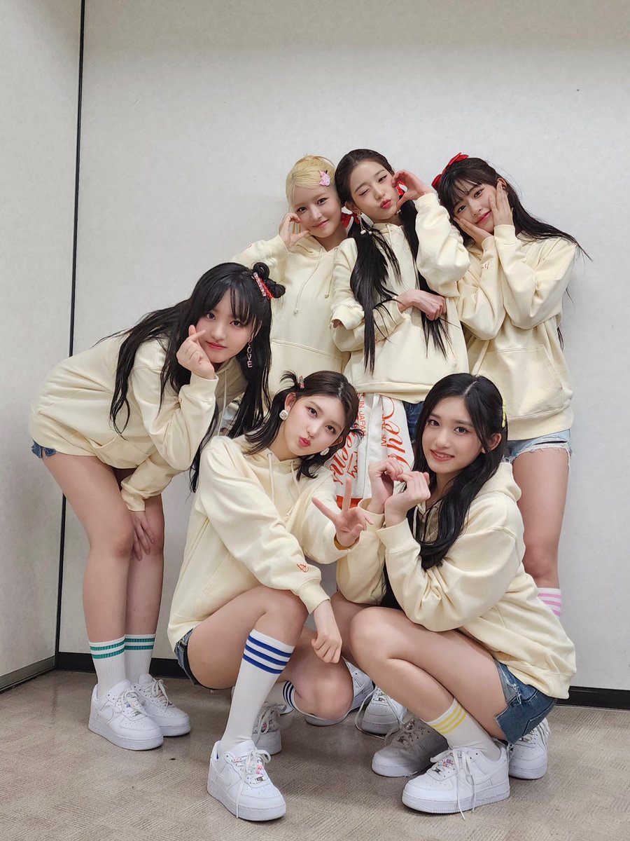 hiko_monsties's tweet photo. 人生の中で最高のファンコンだったよ💗
ほんとIVEのみんな大好きだけど、今日のファンコンでもっともっと大好きになりました💖
ウォニョンたんのツインテールと金髪レイぴょんがめっちゃくちゃ可愛かった❤️💚
イソちんがバブすぎたし、リズとユジンの歌唱力とあきちゃんの天然さが最高!
#IVE_FANCON https://t.co/cEVKzSw3eV