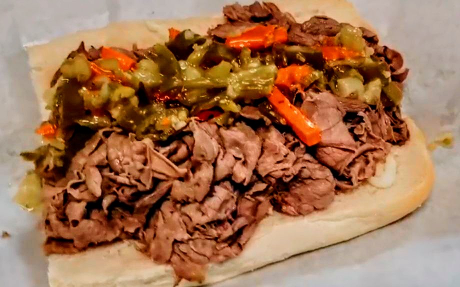 Get our 6' homemade #ItalianBeef #sandwich for just $5.99 today! 😋 Order @ rotf.lol/44bf2n3y #RosiesSidekick 2610 N California Ave #Chicago 773-697-3000 #logansquarechicago #chicagofoodauthority #logansquarerestaurants #chicagofoodguide #beefsandwich #foodpics
