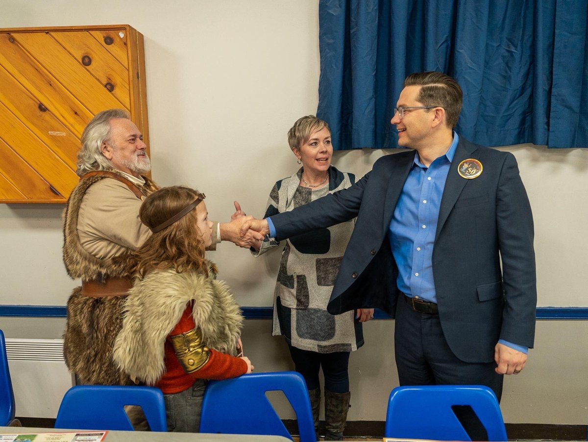 Nothing better than some good old fashioned east coast hospitality. Thank you to the Corner Brook Legion Branch 13 for having me at your wonderful Winter Carnival event.