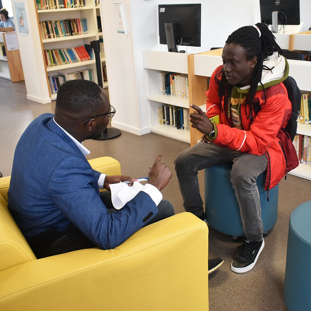 cerdi's tweet photo. Ainsi s'achève cette saison des #speedsearching. Un grand merci à tous les participants ainsi qu'à nos doctorants @Cheick93299831, @JuleKaini, Maworobi François Ouattara et Sansan Kambou, pour avoir animé cette dernière session 🤩🎓
#recherche #Economie https://t.co/7CP7PnAj1e