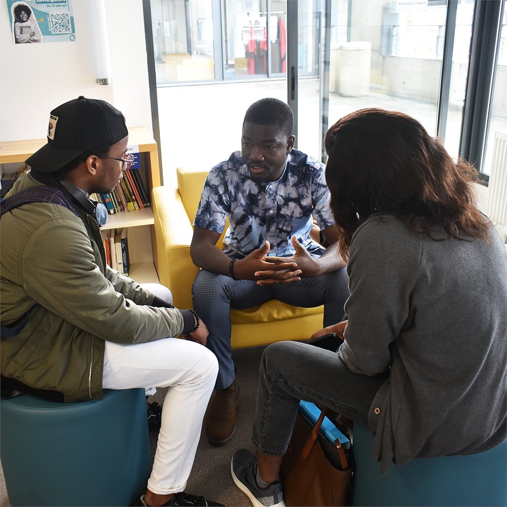 cerdi's tweet photo. Ainsi s'achève cette saison des #speedsearching. Un grand merci à tous les participants ainsi qu'à nos doctorants @Cheick93299831, @JuleKaini, Maworobi François Ouattara et Sansan Kambou, pour avoir animé cette dernière session 🤩🎓
#recherche #Economie https://t.co/7CP7PnAj1e
