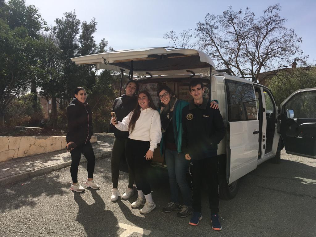 AldeaCerro's tweet photo. #EquipoALDEA y #FPB_ADLE da las gracias a la Comunidad Educativa del @IESPinosPuente por su solidaridad con los damnificados del #TerremotoTurquia #TurkeySyriaEarthquake. ¡Muchas gracias #EcoInfantes ❤️❤️❤️❤️❤️❤️❤️♻️🌍💚!!!
@programaaldea
@ProInnoAnd https://t.co/GXNRMjm8Zu