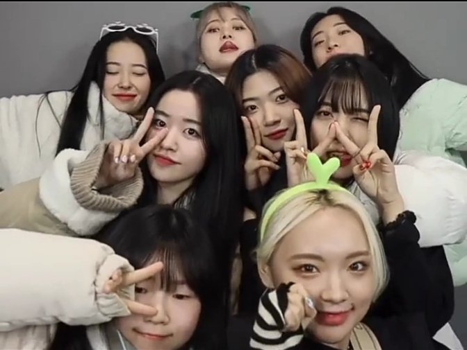 fan_of_artbeat's tweet photo. cuties โก
#ARTBEAT #GAEUN #YUBIN #SEYOUNG #YOOJIN #SIEUN #SEOHYEON #SUNYOUNG #YEJIN https://t.co/P4a57VxbDx