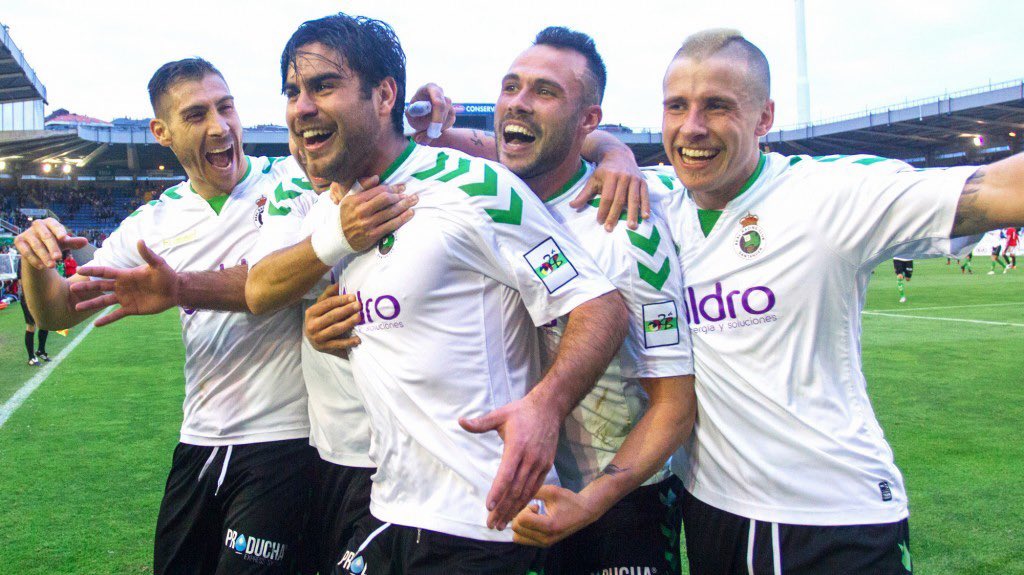 PratsAbdon's tweet photo. 🤍💚 Felices 𝟏𝟏𝟎, viejo. 

Por muchos más, @realracingclub. https://t.co/eaBr99c48G