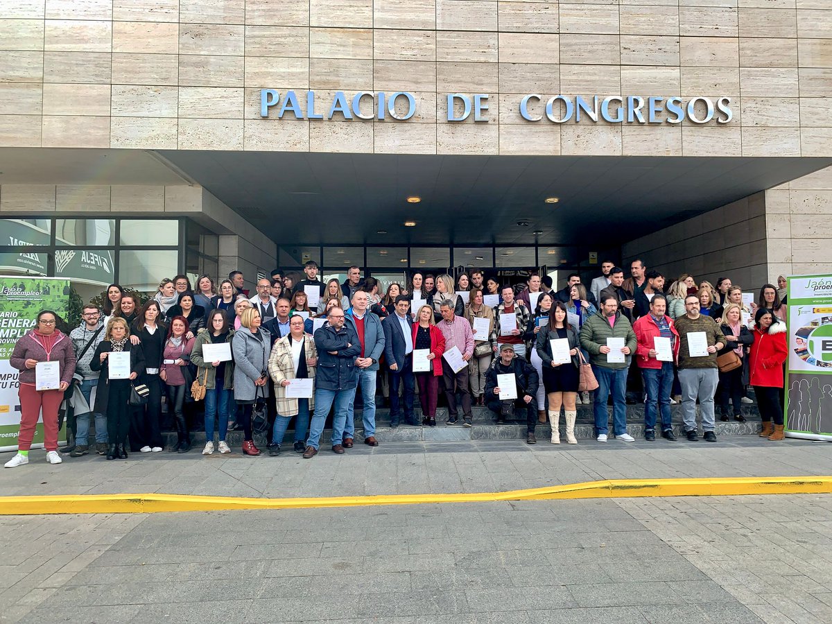 FERIASJAEN's tweet photo. Hoy hemos tenido en el Auditorio Guadalquivir de #Ifeja, el SEMINARIO: LA GENERACIÓN DE #EMPLEO EN LA PROVINCIA DE JAÉN, para Agentes Participantes del Proyecto Proempleo7, organizado por la @dipujaen, para ayudar a colectivos vulnerables a la #insercionlaboral.
#jaen #proempleo7 https://t.co/JKJIuoqpjY