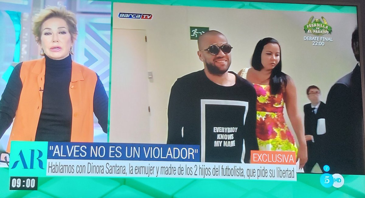 Mikel90232695's tweet photo. Esta señora periodista, y dice k este señor no es un violador, con to su papo, ella es el juez, esta por presunto violador, o es k esta señora sigue extinguiendo bulos ahora a favor de los violadores, es una vergüenza en españa tenga un altavoz k hace daño a las víctimas 🤮 https://t.co/MtsaRCTALG