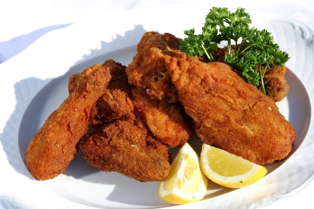Oesterreich_de's tweet photo. Was Kochen am Wochenende? Probieren Sie doch einen Klassiker der steirischen Küche: Backhendl! Hier gehts zum Rezept: https://t.co/UZUany1GMb

Foto: Harry Schiffer

#feelaustria #realaustria #backhendl https://t.co/5RIVSgsOjx