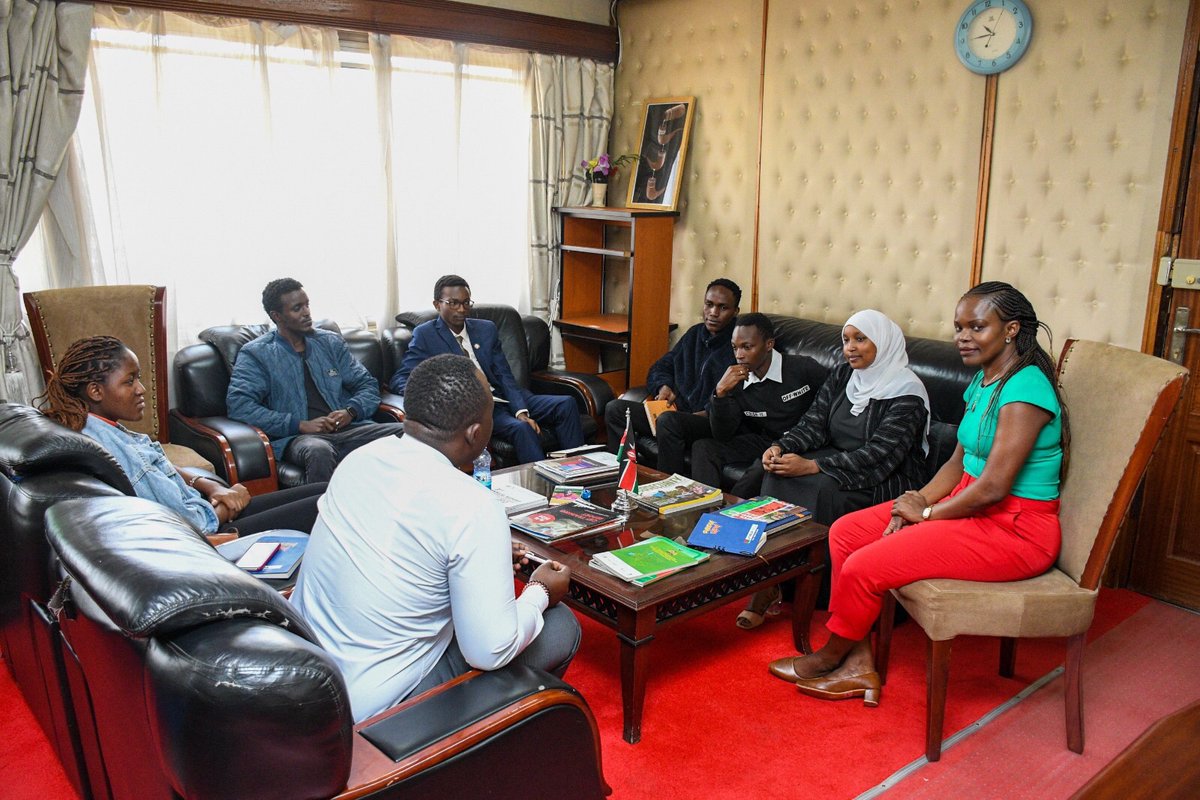 carlozkip's tweet photo. Youth affairs opening door for us is a clear sign that the government as the best intrest of youths and their ideas at hand. Hope is not lost after all, tujitume https://t.co/cKqlESPftC