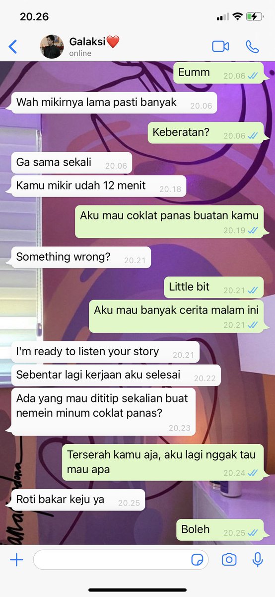 seblakwetiau's tweet photo. #dailylifegabula edisi galaksi makan cookies langit dan awan https://t.co/d3n2eMeGIc