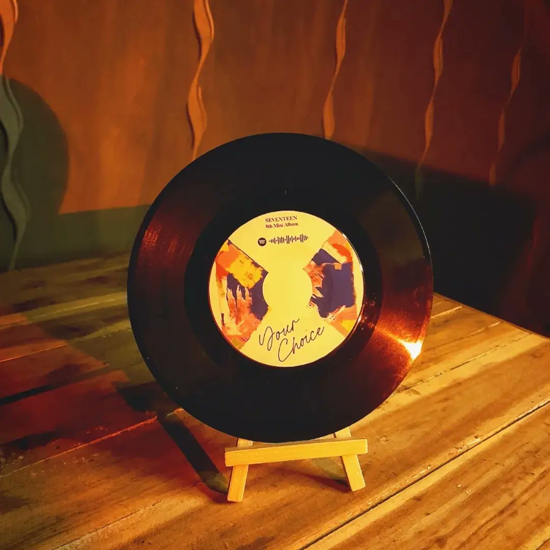 Mymaigifts's tweet photo. More of this kase why not? Ang gandaaaa😍

#svt #SEVENTEEN #vinylrecords #custom #Spotify #decor #gift https://t.co/fc0suSvyIr