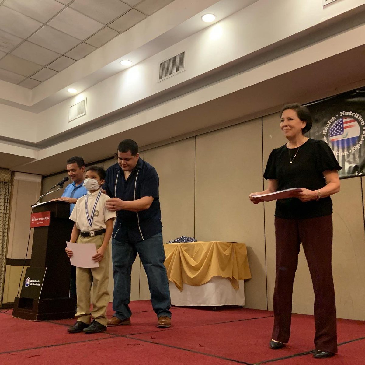 TCKFoundation's tweet photo. During the #ElSalvador #medicalmission week, we also had the annual awarding of scholarships to deserving children who otherwise would not go to school. Our eternal thanks to the sponsors who are changing the life trajectory of these deserving kids. 
#educationforlife #schoollove https://t.co/ONUfxWBdNm