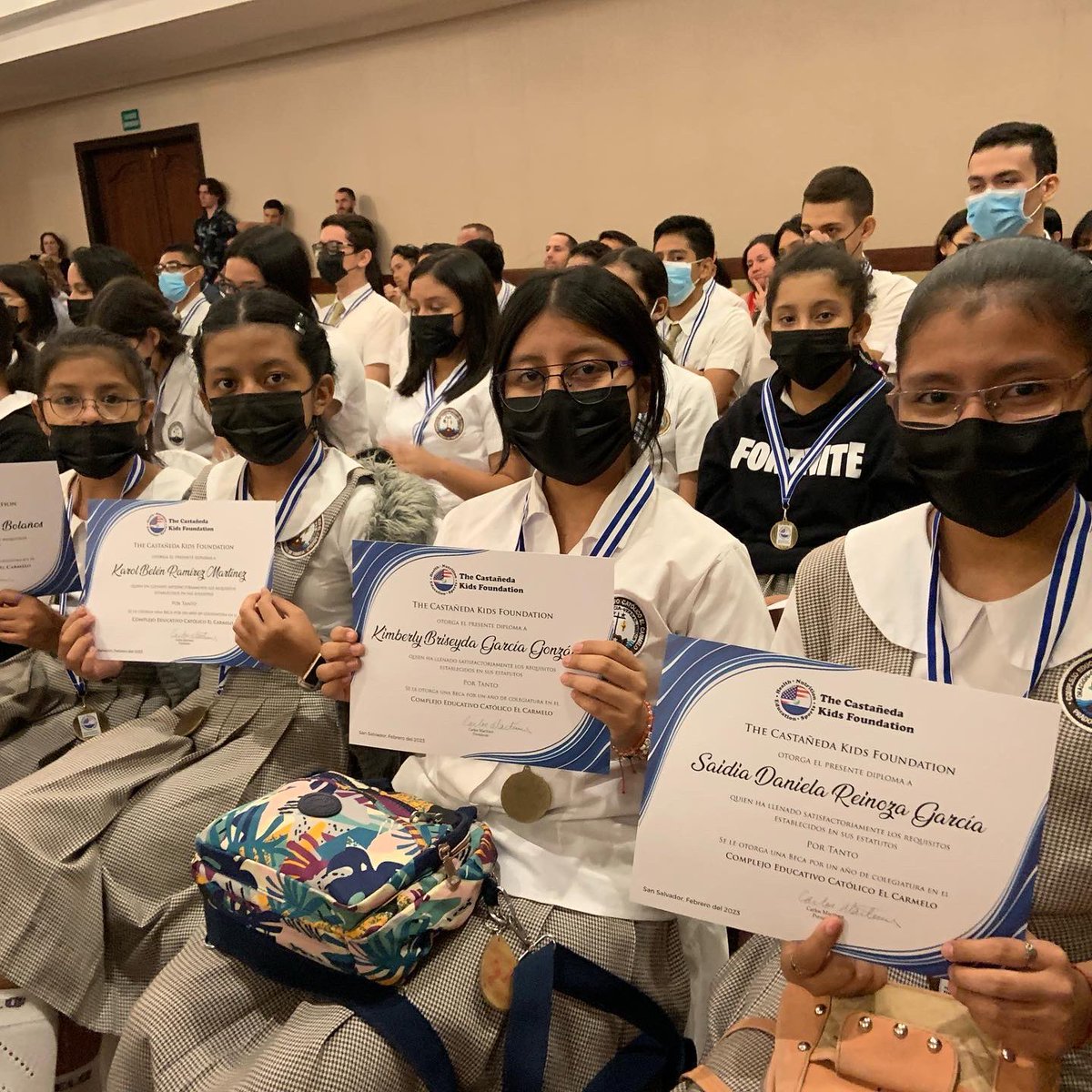 TCKFoundation's tweet photo. During the #ElSalvador #medicalmission week, we also had the annual awarding of scholarships to deserving children who otherwise would not go to school. Our eternal thanks to the sponsors who are changing the life trajectory of these deserving kids. 
#educationforlife #schoollove https://t.co/ONUfxWBdNm