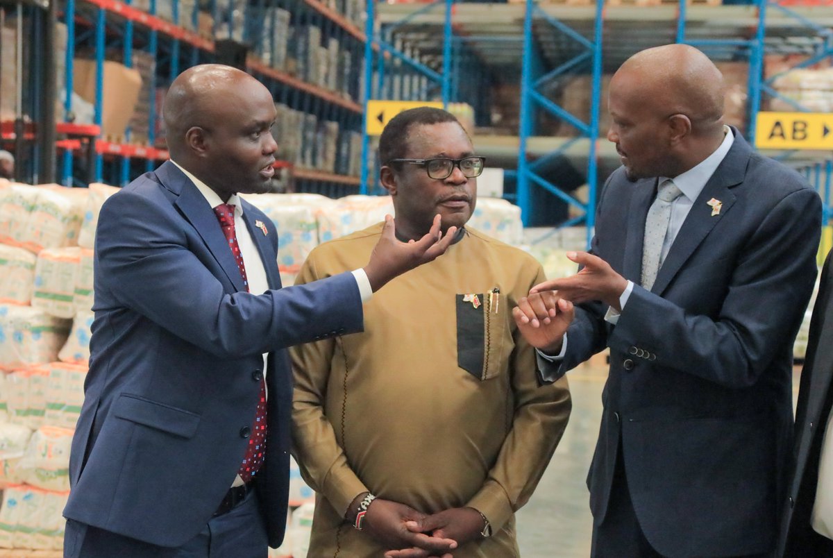 rotichwisley's tweet photo. Together with Cabinet Secretary Investment, Trade and Industry 
@HonMoses_Kuria and fellow Governors today we had a discussion geared towards setting up industrial parks in the country. https://t.co/RpGyUdu3jh