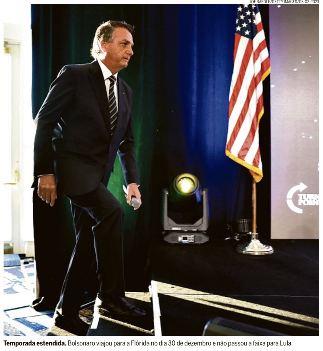 RenanPeixoto_'s tweet photo. MAMATA: Com o ex-presidente Jair Bolsonaro há quase três meses nos Estados Unidos, o governo federal já desembolsou R$ 432 mil apenas com diárias para a equipe de assessores que o acompanha na viagem. 

Pago com o seu dinheiro. https://t.co/eJrfmmr4ng