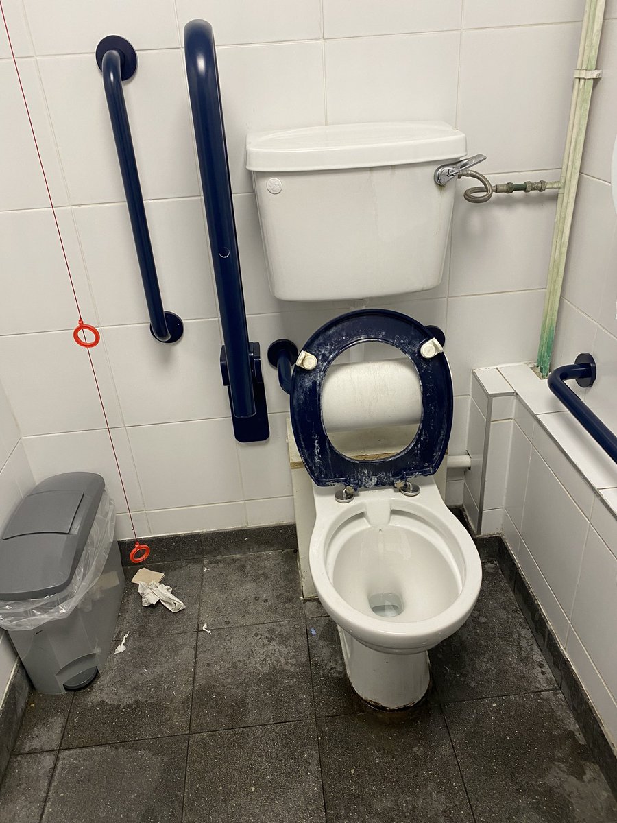 rob_rutherford's tweet photo. @SW_Help Maybe you should clean the toilets in Poole. At least once a month. https://t.co/55q4u13Koe