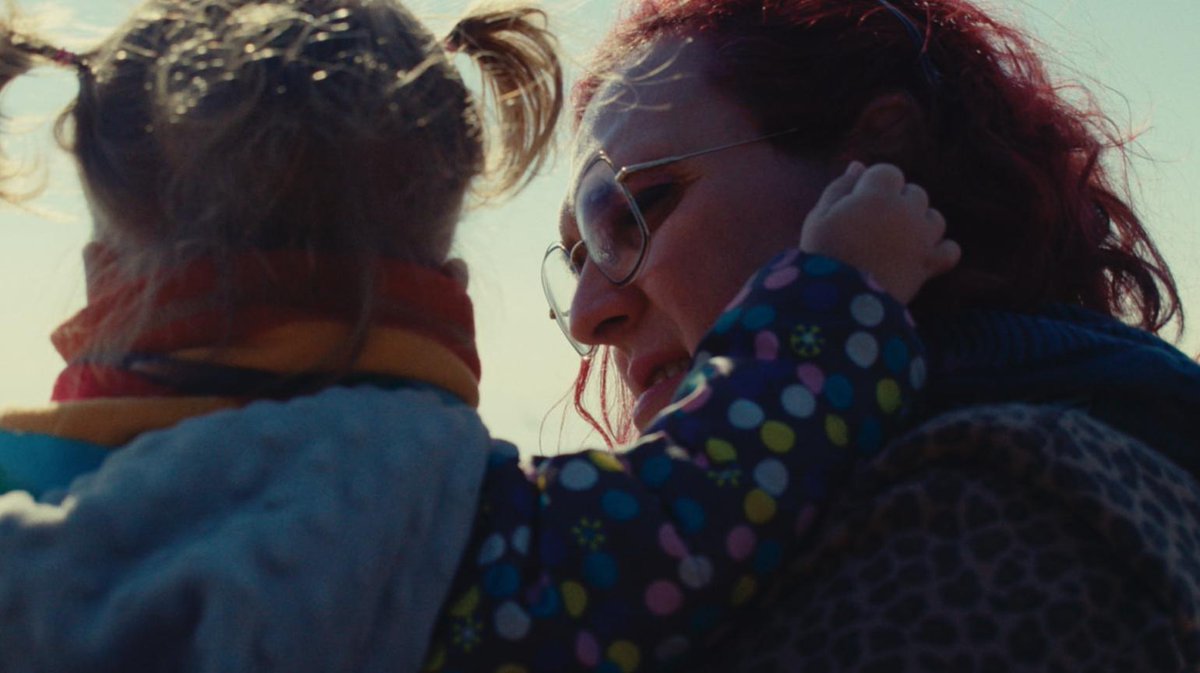 somFractal's tweet image. El documental #Alteritats, un retrat d'identitats lesbianes en tota la seva diversitat, de les nostres amigues @norahaddad_ i @alba_cros, serà a la Secció Oficial de Documentals del @festivalmalaga! 
Ja estem buscant trens per al 13 de març ✨