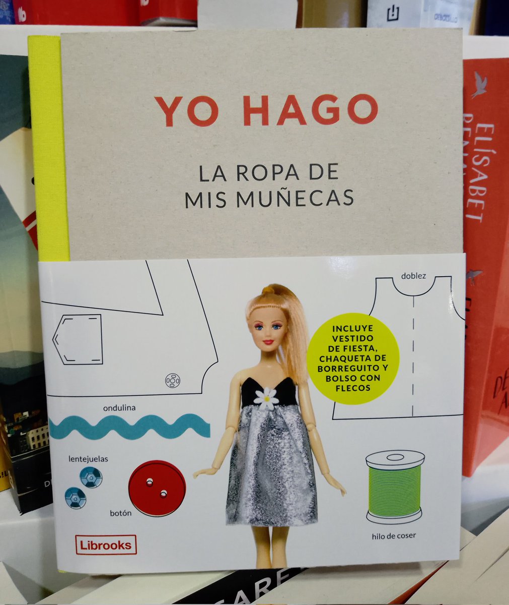 MaryLibreria's tweet photo. ¿Quién de pequeño/a no le gustaba hacerle algún que otro vestido a las muñecas? Ahora solo tienes que copiar los patrones del libro con sencillas instrucciones y crea tus propios diseños.
Papelería Librería Mary Yocomprolocal Librooks, libros en evolución https://t.co/02czsOElsc