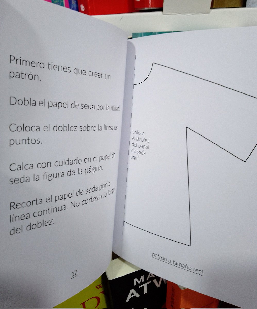 MaryLibreria's tweet photo. ¿Quién de pequeño/a no le gustaba hacerle algún que otro vestido a las muñecas? Ahora solo tienes que copiar los patrones del libro con sencillas instrucciones y crea tus propios diseños.
Papelería Librería Mary Yocomprolocal Librooks, libros en evolución https://t.co/02czsOElsc