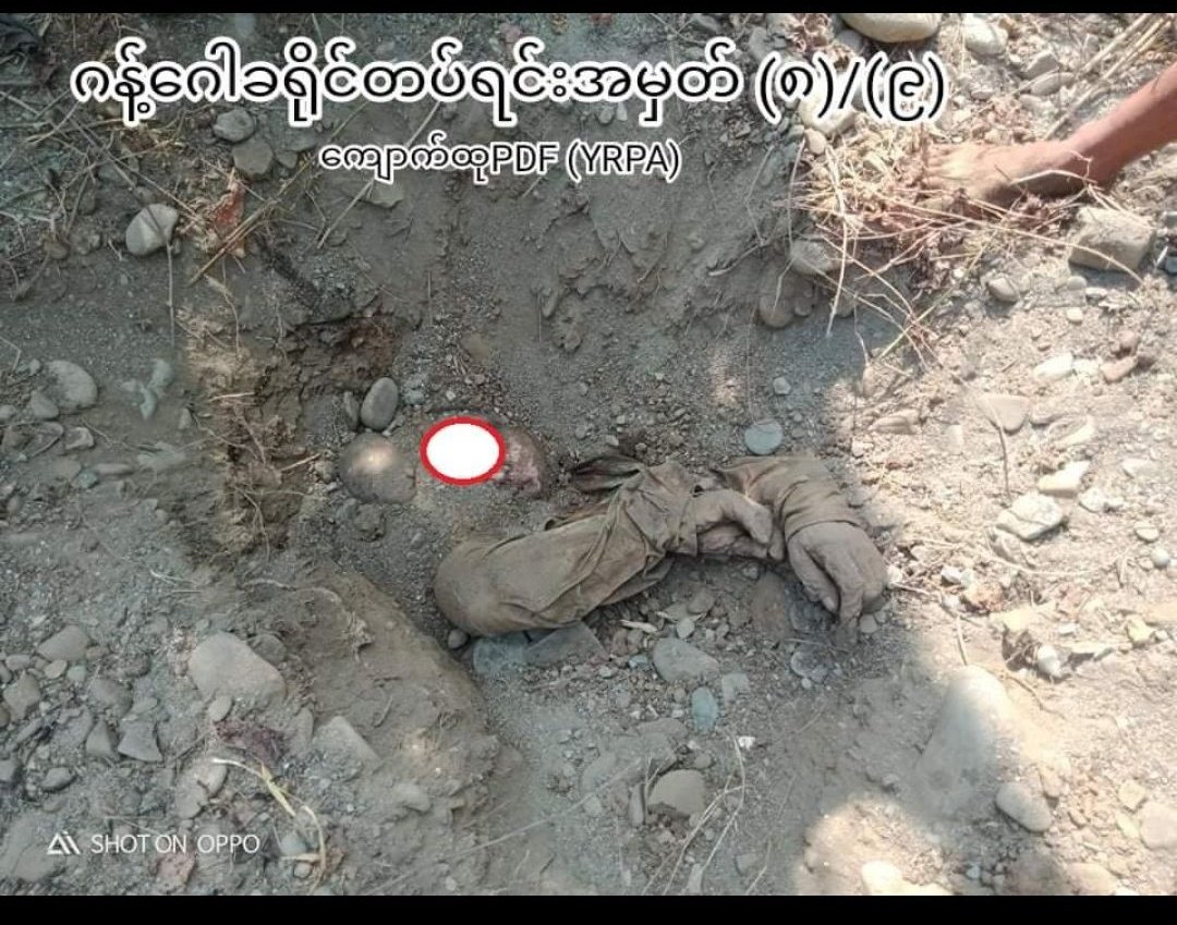 MannShein1's tweet photo. @htartha76128693
Due to many times mine attack, firing, FascistSAC soldiers who come out from  Ammo Battalion in KyaukHtu vlg, in #Magway Div's #HSaw tsp, 25 were killed &amp; many injured by GanGaw PDF from Feb16 to 19. KTM
#HelpMyanmarIDPs
#2023Feb23Coup 
#WhatsHappeningInMyanmar https://t.co/Z0tPtdPypA