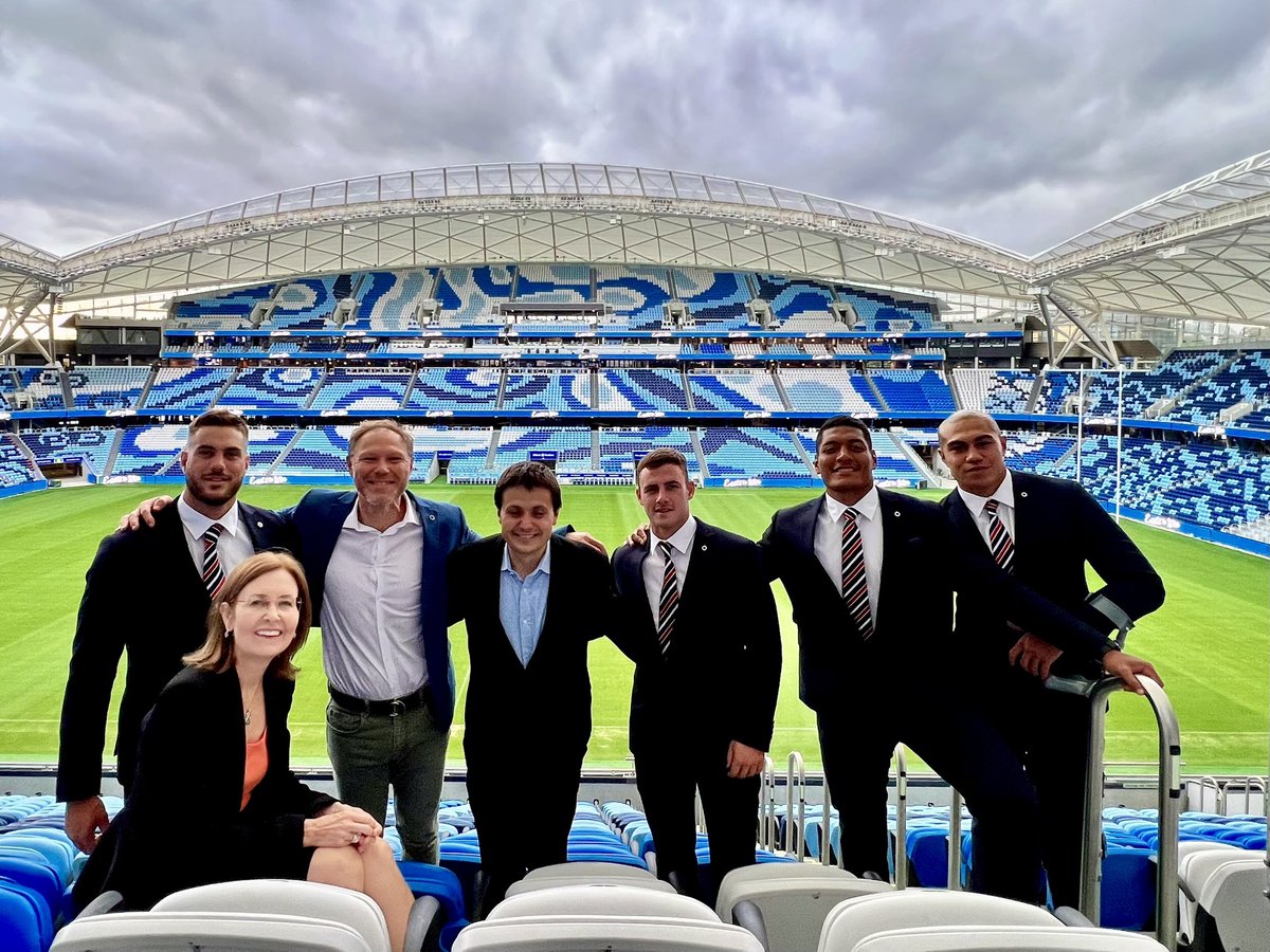 gabrielleupton's tweet photo. Great to join our mighty @Sydneyroosters for the Season Launch tonight at @AllianzStadium!  #EaststoWin 🐓 https://t.co/Hv7Xcv37DS