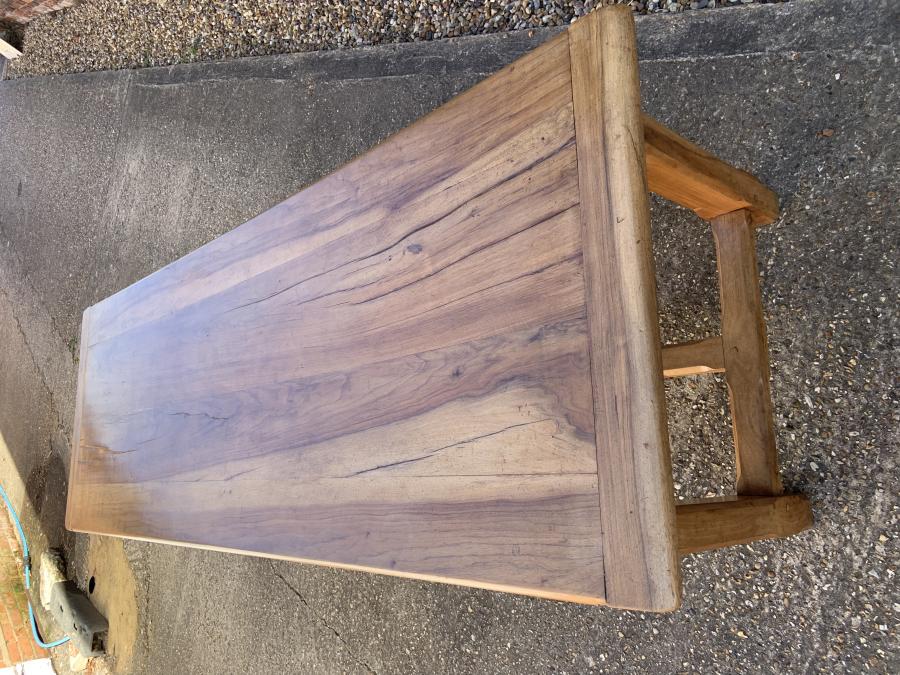 AntiqueTables1's tweet photo. Late 19th Century Pale Walnut H Stretcher Table
https://t.co/E5KEQOV9Xg
#stretchertable #antiquetable #walnut #furniture #interiordesign #decor https://t.co/pjx78JnOKV
