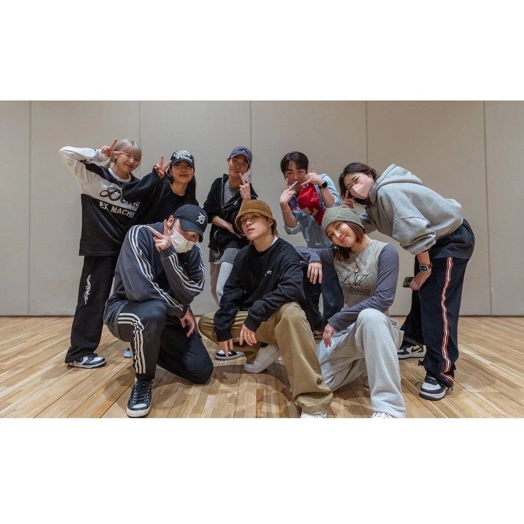txt_sarangdan2's tweet photo. https://t.co/LP8eCDHEoJ https://t.co/yl6BM7JPsj
