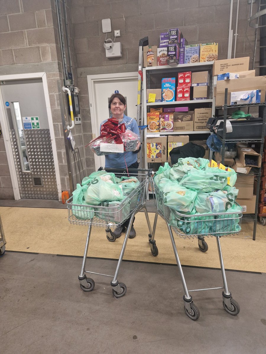 Bobbykeys8's tweet photo. We have been busy lately helping our community. Firstly, using our community donation to help the bowling club raise money for their fundraising night for Erskine House with stock for raffle prizes and food hamper 😀 @peterpalm18 @LyndaCurrie4 https://t.co/vYfJgjvBUK