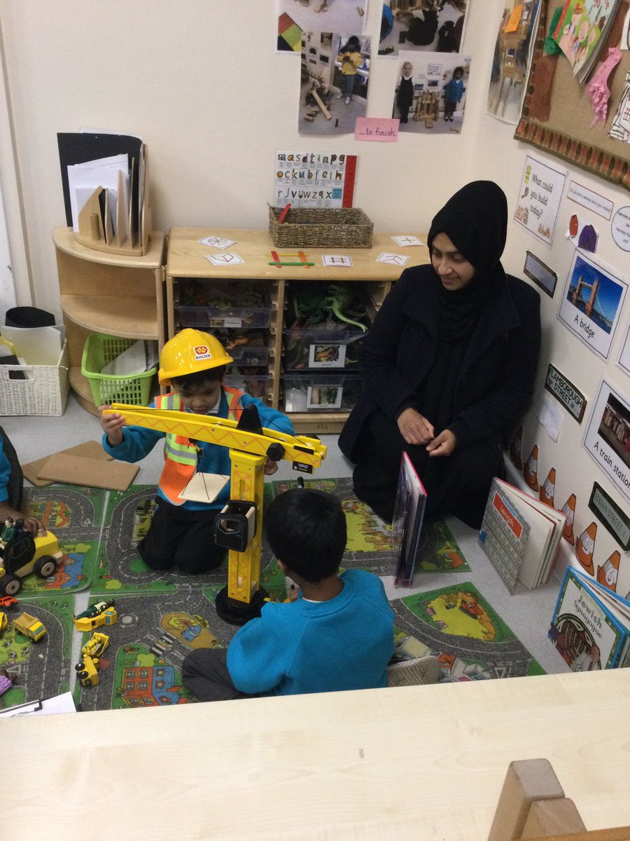 BJ_Reception's tweet photo. Stay and play in Reception Yellow was lots of fun today! #stayandplay #parents https://t.co/o867Ujqklu