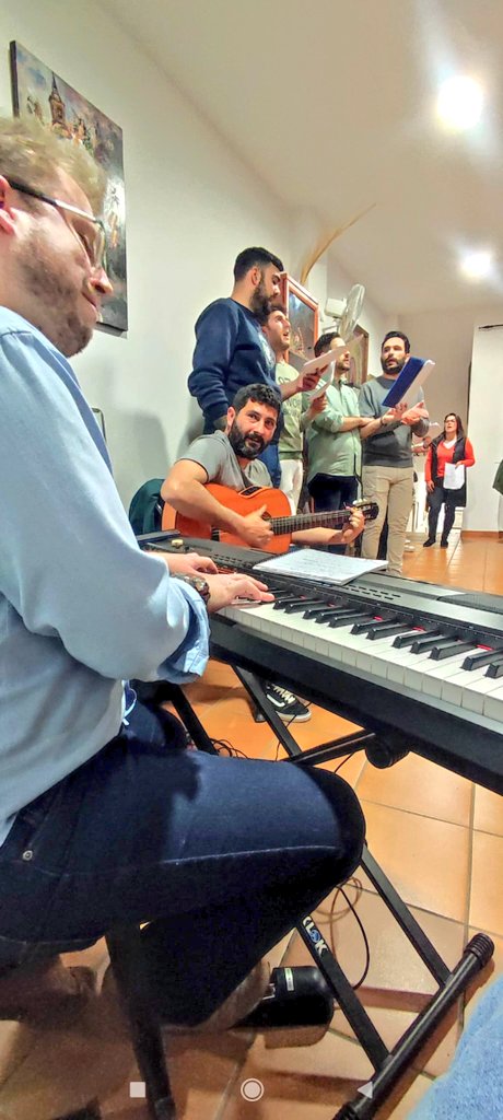 Coro de la Hdad del Rocio de La Puebla del Río tweet media