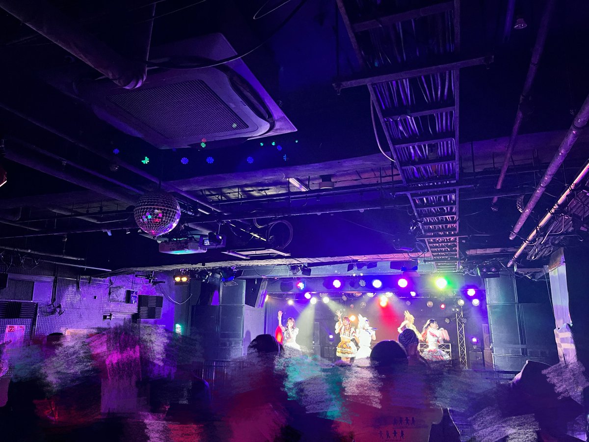 maccha_fes's tweet photo. SPRISE さんです🐱

もうまっちゃフェスも終盤！とっても盛り上がりましたっ☺️✨可愛い(〃´-`〃)♡ https://t.co/SGzF7RbMMJ