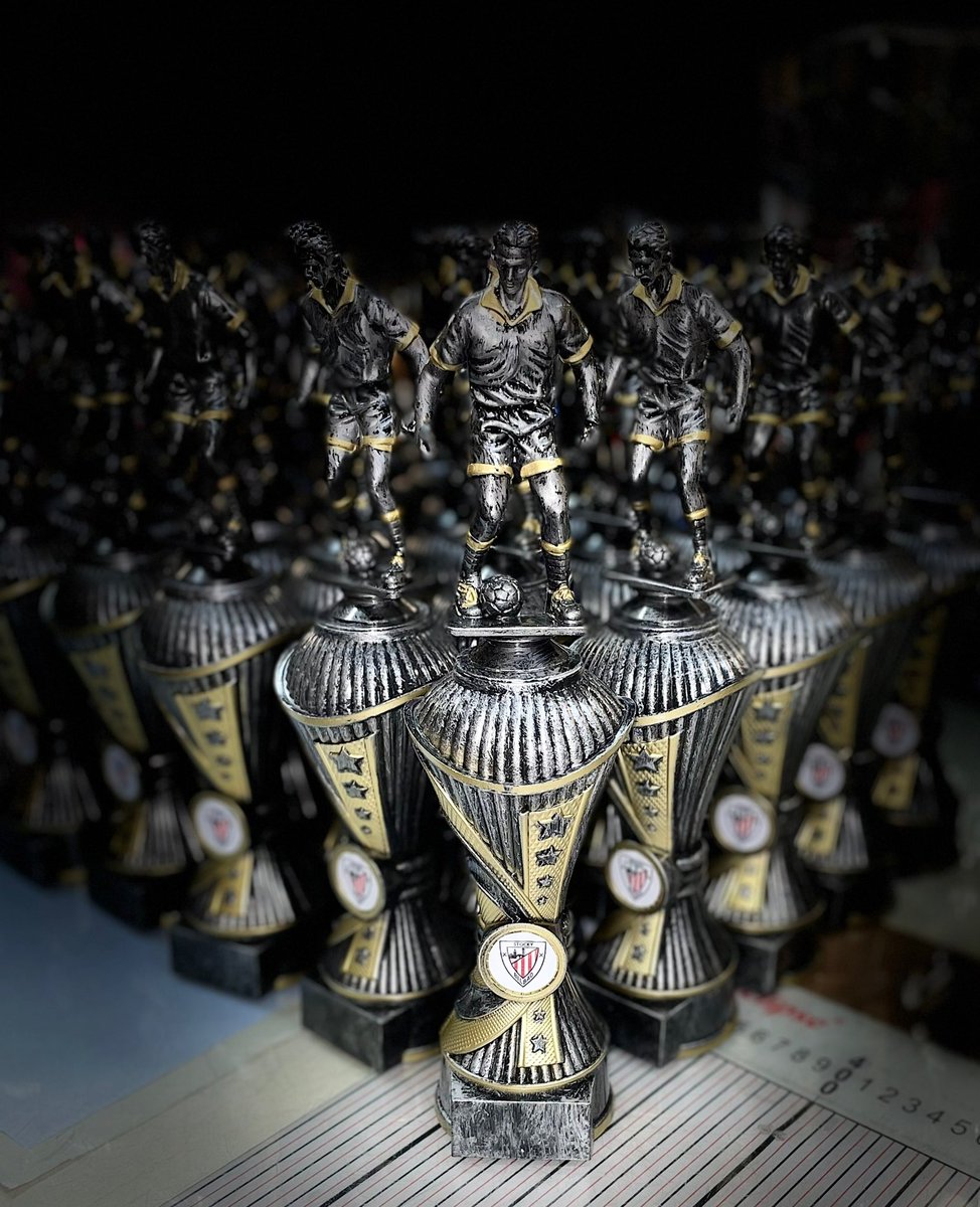 candctrophies's tweet image. #Trophies #Exclusive 320mm+ 🏆✅⚽️🏆✅⚽️
 £10 or less for Qtys
@candctrophies 
07973236642. #Sellingfast 
BEST VALUE FOR MONEY TROPHY OUT THERE!