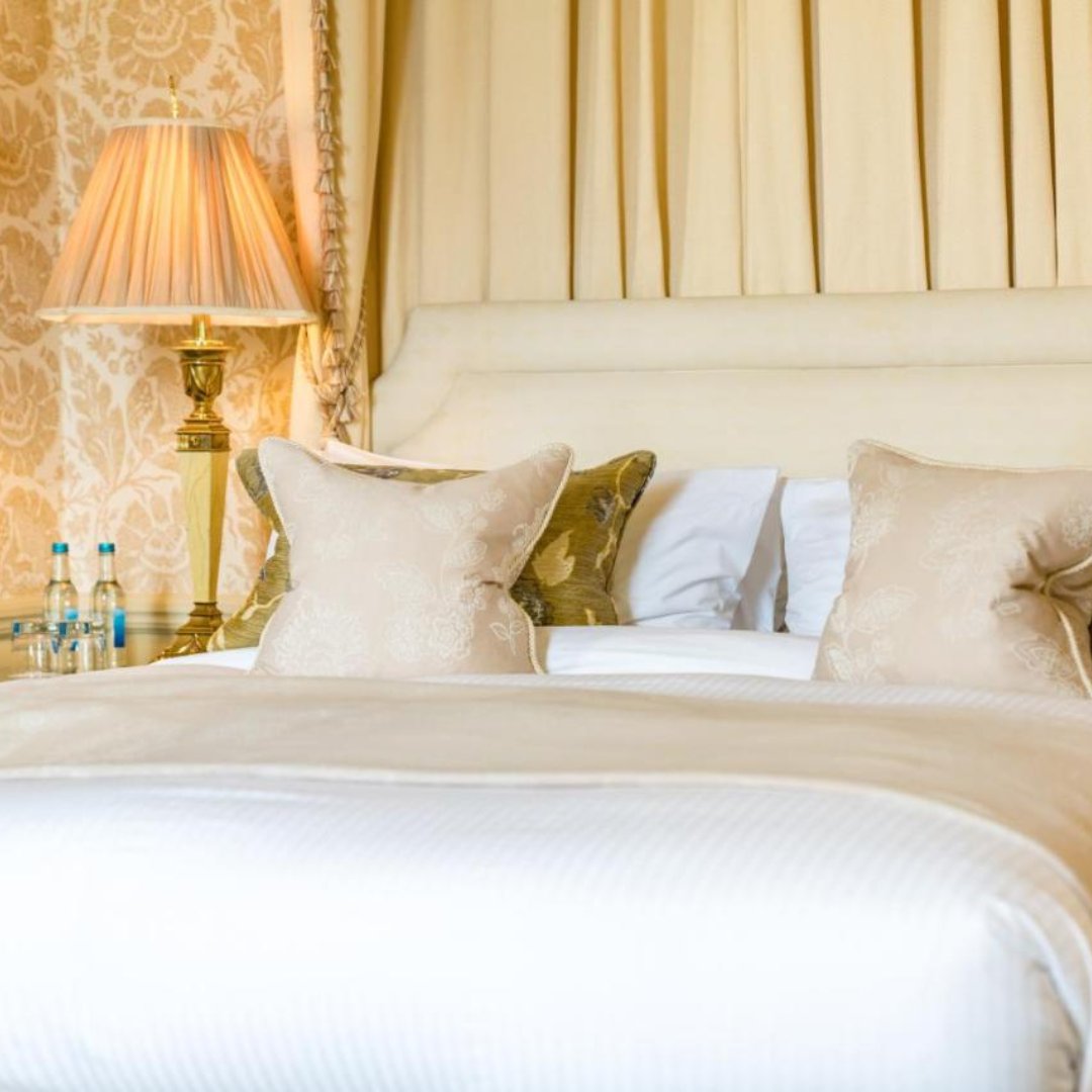 ENSOhospitality's tweet photo. RT hotelrez "We are delighted to welcome our newest English country estate, @StaplefordPark 

A real gem located in Melton Mowbray with open fires, dream suites, rooms and cottages perfect to indulge in. You can curate your own adventure with unforge… https://t.co/ibCgF0xQYv"