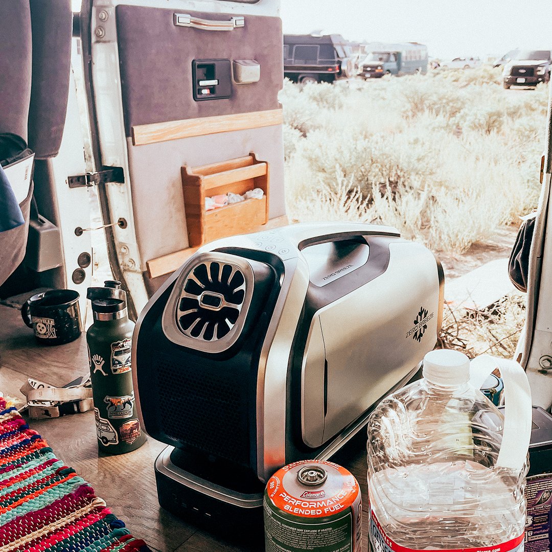 ZeroBreezeTeam's tweet photo. 😜Five days left until the #ZEROBREEZE camping weekend #mondaymotivation
Tag a friend who would love this 🖤
@zerobreeze_official
#ZEROBREEZE #Mark2AC #lifeisgood #camping https://t.co/FN3fv6StP1