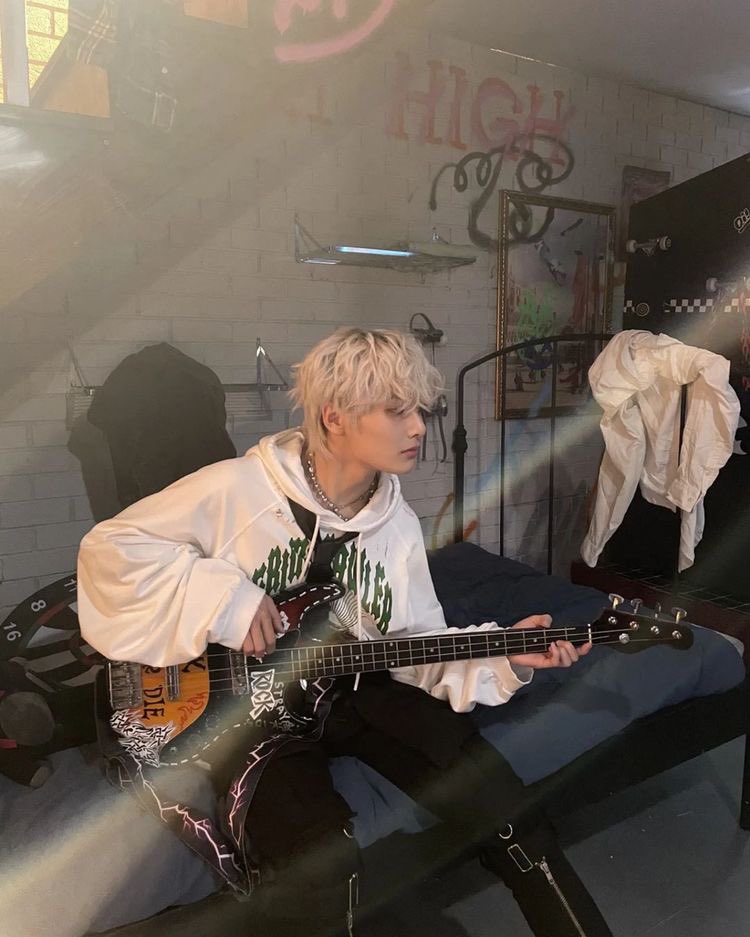 iamlit_ucm's tweet photo. I VOTE #IN from #STRAYKIDS FOR #TOP100KPOPMAKNAES

 #TOP100KPOPMAKNAES https://t.co/H8mjR02DrK