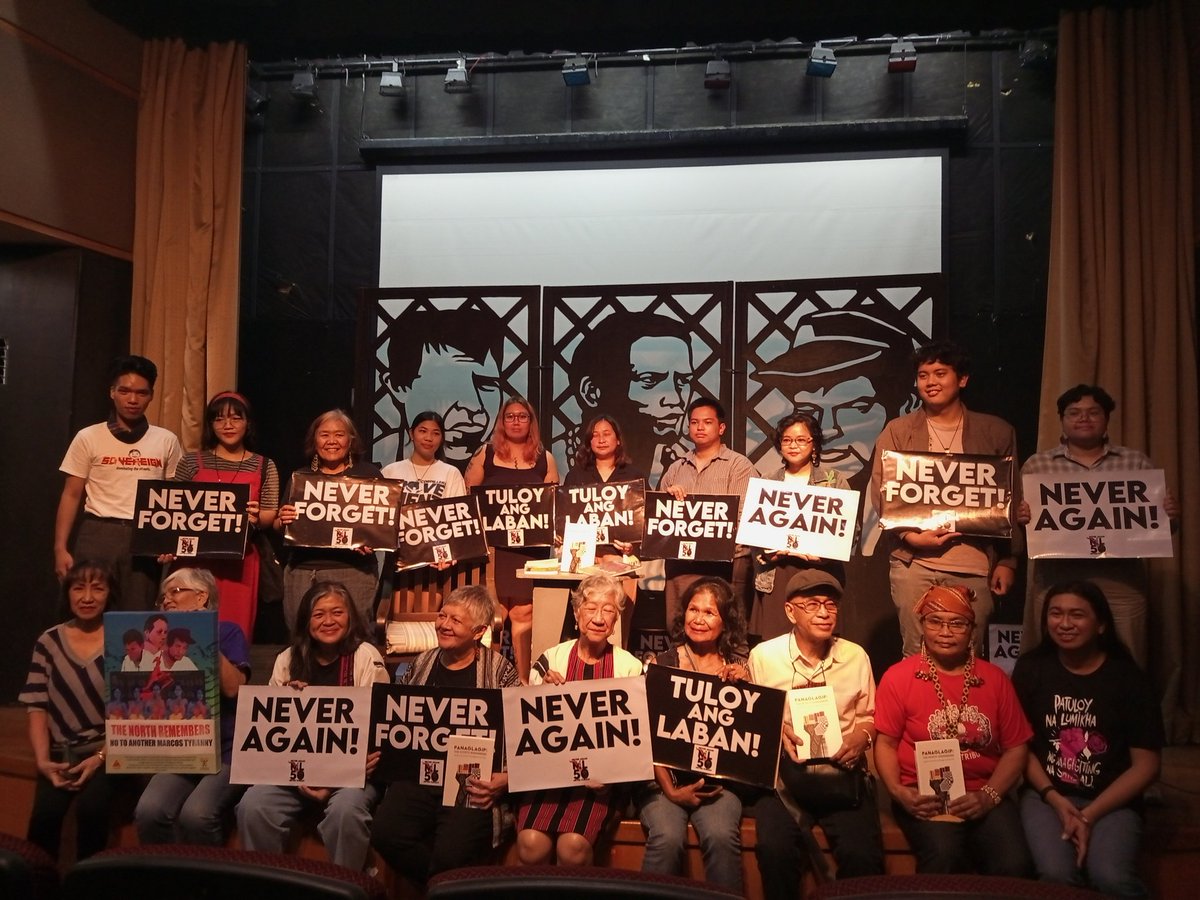 TIGNAN | Pakikiisa ng Katribu Kalipunan ng Katutubong Mamamayan ng Pilipinas sa ginanap na book launching kanina ng PANAGLAGIP: The North Remembers - Martial Law Stories of Struggle and Survival

#NeverAgain
#NeverForget
#ML50