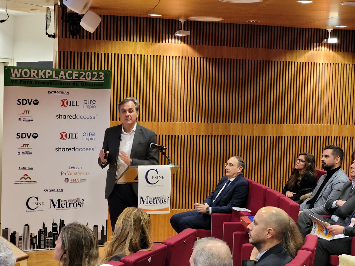 CesineEditorial's tweet photo. AHORA @teo_manzano Director de Innovación de @SteelcaseEspana sobre el poder transformador del espacio, en #WORKPLACE2023. https://t.co/tyi44QTwpC