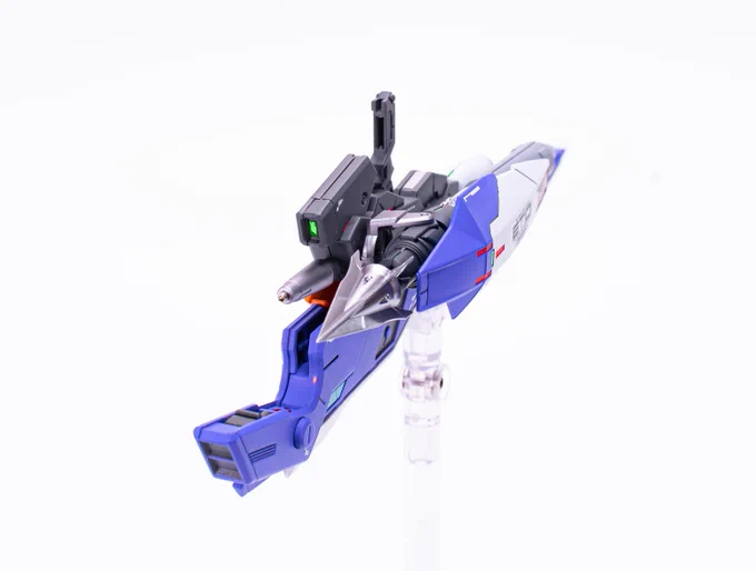 武装です。タクティカルアームズをベースにライフル、パイルバンカー、シールドと様々な武器の複合体として製作しました!全部盛り 