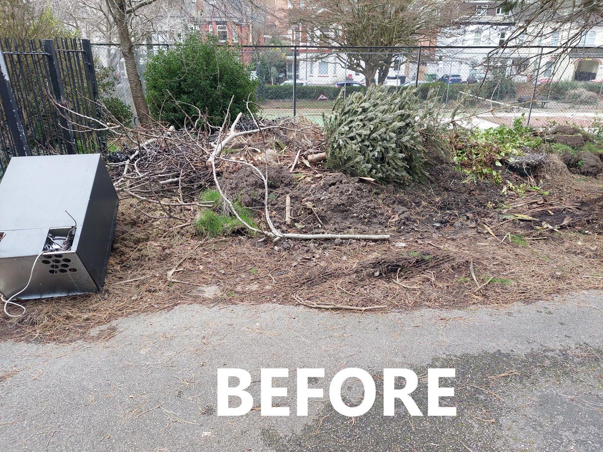 RobRocc's tweet photo. I have been in touch with the Council team in order to clean and remove rubbish and flytipping from Knyveton Gardens.
Now the gardens look great!
Any questions or similar problem, please email me at roberto.rocca@bcpcouncil.gov.uk
#BCPCommunity #BCPCouncil #springbourne https://t.co/eIFUcm1JtN