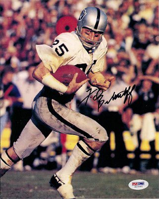 Happy 80th birthday to NFL Hall of Famer and Raiders legend Fred Biletnikoff      