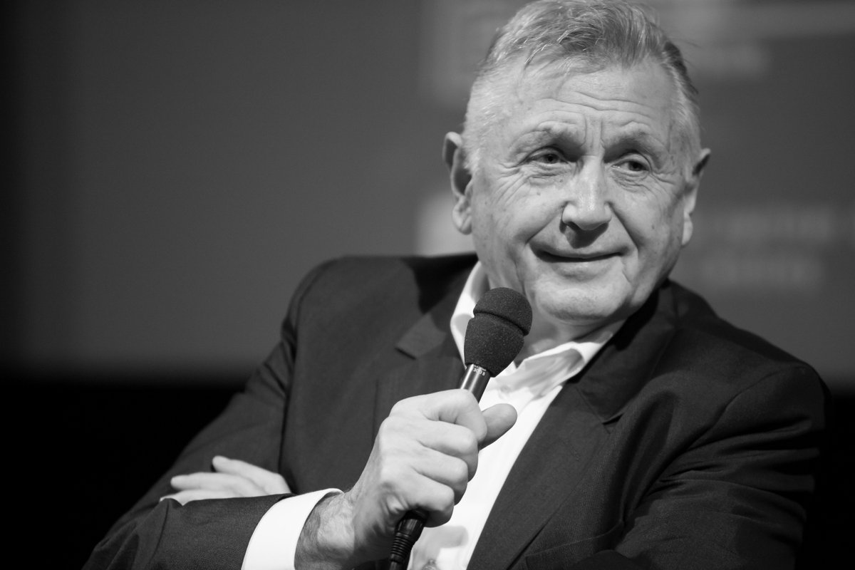 CzechCentreLnd's tweet photo. The Oscar-winning director and one of the founders of the #CzechoslovakNewWave JIŘÍ MENZEL would have turned 85 today. We had the pleasure to welcome Mr. Menzel in London on a number of occasions.🙏🎥
Image: Jiří Menzel at our #MadeInPrague Festival in 2013. © @JollyDT https://t.co/KL04vskYy7