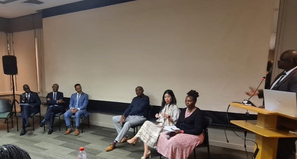 acb4gf's tweet photo. #HappeningNow in Johannesburg experts workshop convened by ACB in collaboration with @NEPAD_Agency , @UNAIDS_AU_ECA and other partners about @GlobalFund next generation #marketshaping strategy. #localmanufacturing in #africa,opportunities and challenges was the topic of the panel https://t.co/oTag5mcdhl