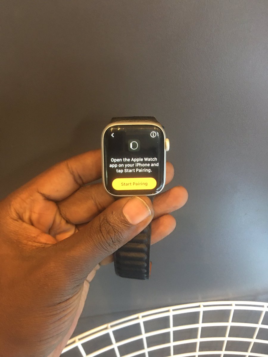 KibetBosuben10's tweet photo. 🔥🔥💯Upgrade your fitness game with this used Apple Watch 6 44mm Silver

Apple Watch Series 6 44MM
Ksh 30000

Call/WhatsApp 0727685083 
Delivery Countrywide 
#MUFC #MUNBAR #Apple #Smartwatch https://t.co/RsSz6yheZT