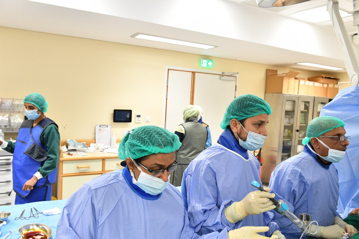 OmanNewsAgency's tweet photo. مستشفى صحار يبدأ تشغيل وحدة قسطرة القلب عبر إجراء أول عمليتين لقسطرة القلب لمريضين بواسطة فريق طبي مختص في عمليات قسطرة القلب من المستشفى السُّلطاني ومستشفى #صحار.
https://t.co/jhENdiw8tf
#العُمانية https://t.co/KyLC2wOGy8